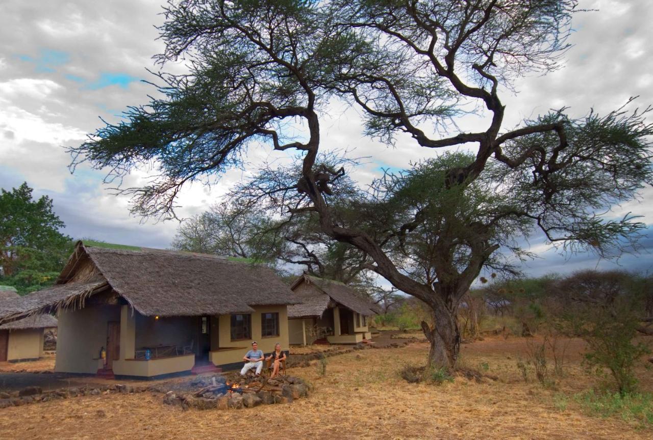 Severin Safari Camp Tsavo West National Park Exterior photo