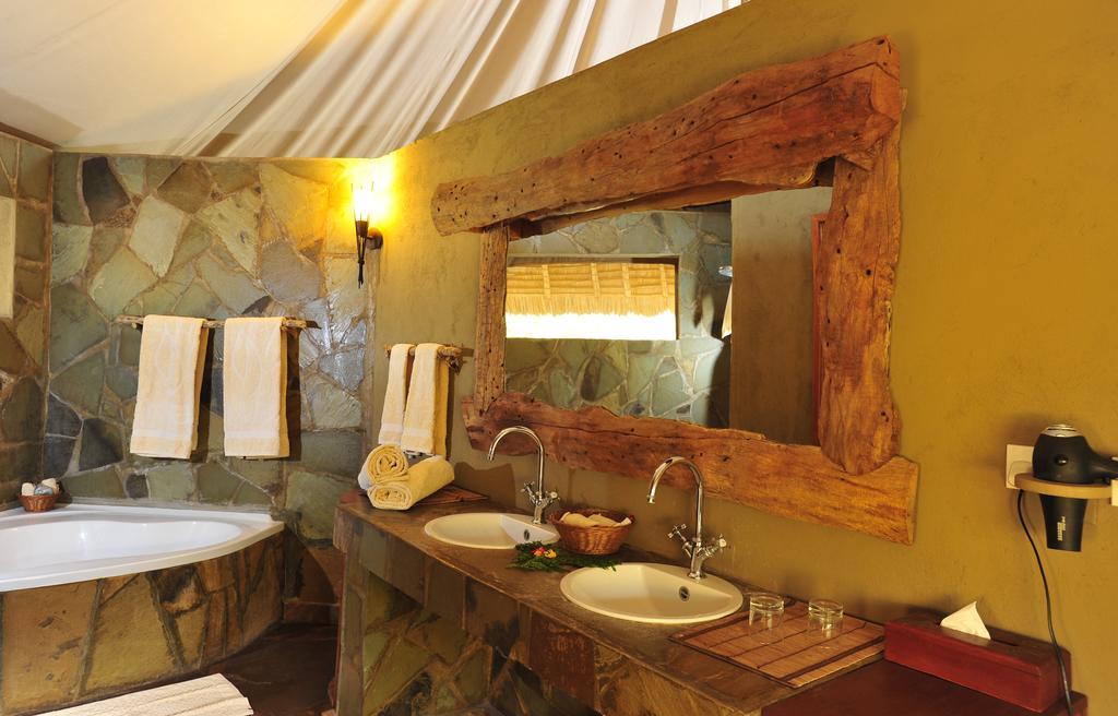 Severin Safari Camp Tsavo West National Park Room photo